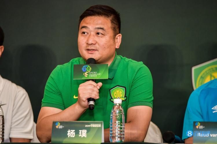 小图拉姆是他的理想搭档，因为小图拉姆总是在跑动，从不会停在某个固定的位置。